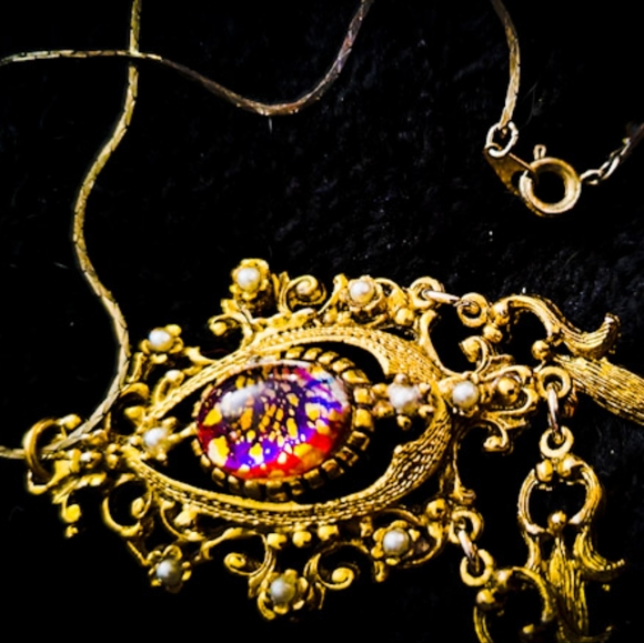 X-LARGE MYSTERY BOX Vintage + Antique Jewelry- Bracelets, Brooches, Necklaces. - Picture 10 of 10